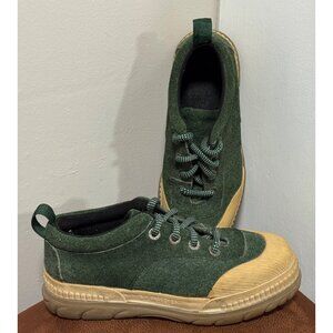 G.H. BASS & CO BIG KIDS GREEN SUEDE LEATHER SHOES RUBBER SOLE Y2K SIZE 4.5M